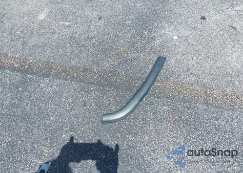 2011 Jeep Grand Cherokee Laredo z USA, uszkodzony, nr VIN 1J4RR4GG2BC656686